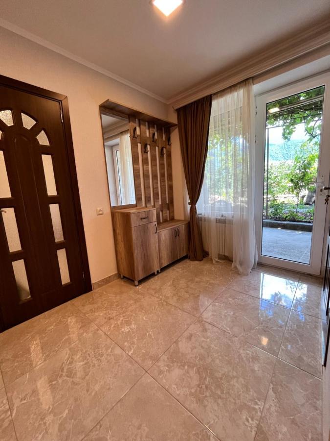 Green Park Guest House Dilijan Ngoại thất bức ảnh